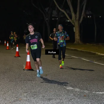 Runner Photo 5696898