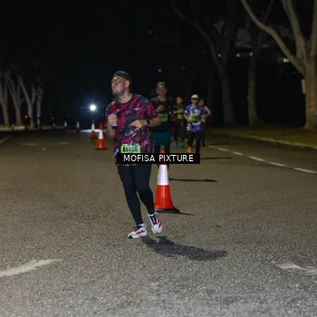 Runner Photo 5696915