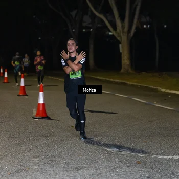 Runner Photo 5696919