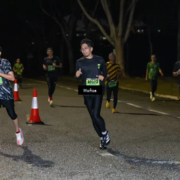 Runner Photo 5697000