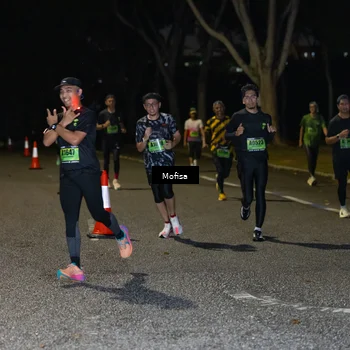 Runner Photo 5697003