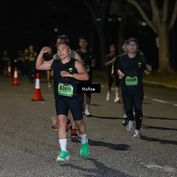 Runner Photo 5697565