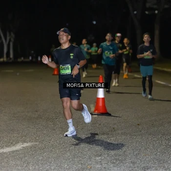 Runner Photo 5697763