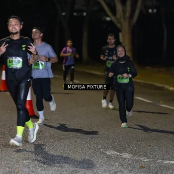 Runner Photo 5697894