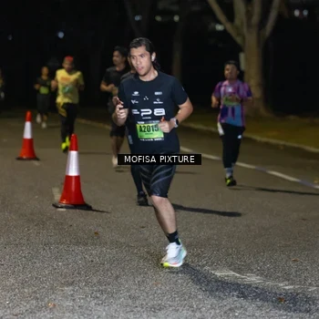 Runner Photo 5697904