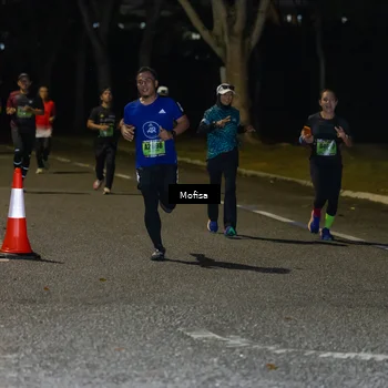 Runner Photo 5698001