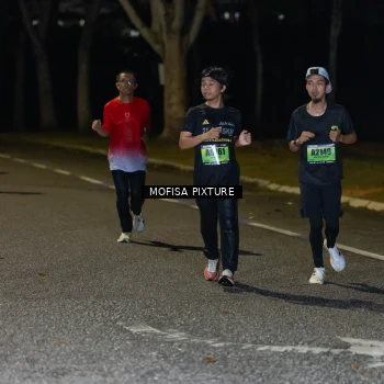Runner Photo 5698021