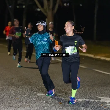 Runner Photo 5698024