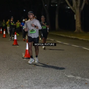Runner Photo 5698040