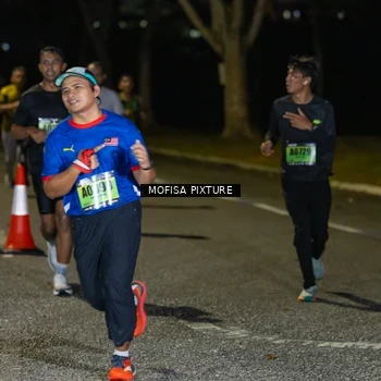 Runner Photo 5698068