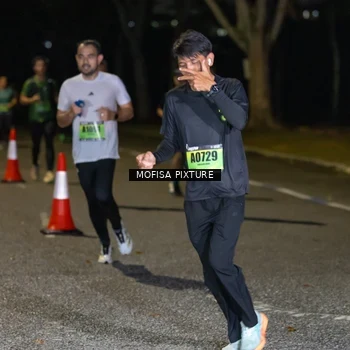 Runner Photo 5698070