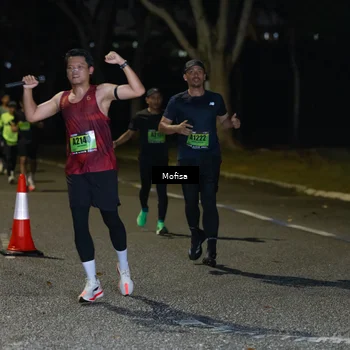Runner Photo 5698092