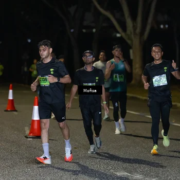 Runner Photo 5698113