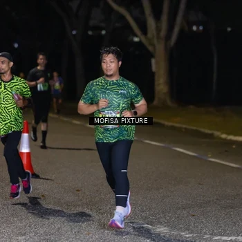 Runner Photo 5698135