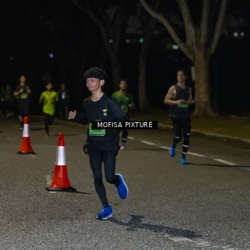 Runner Photo 5698137
