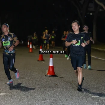 Runner Photo 5698224