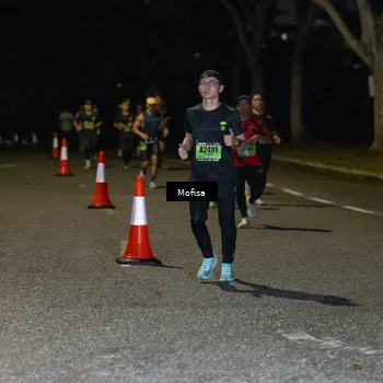 Runner Photo 5698238