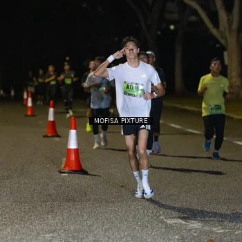 Runner Photo 5698282