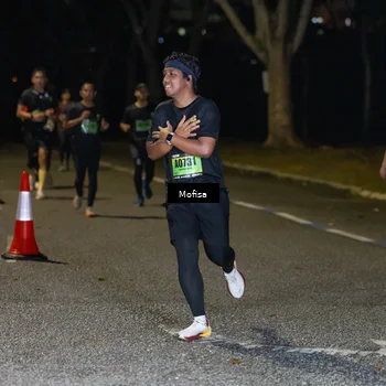 Runner Photo 5698439