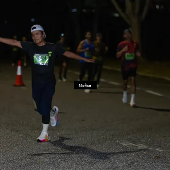 Runner Photo 5698623