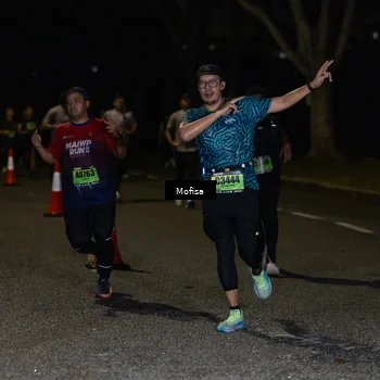 Runner Photo 5698705