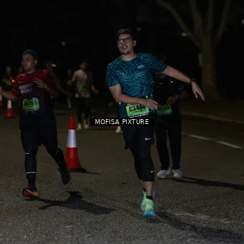 Runner Photo 5698711