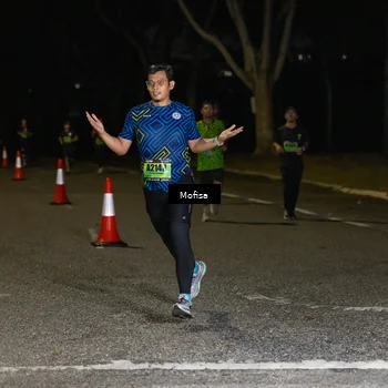 Runner Photo 5698877
