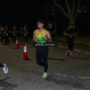 Runner Photo 5698946
