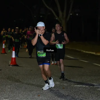 Runner Photo 5699003