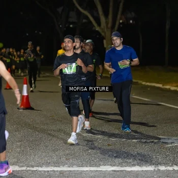 Runner Photo 5699221