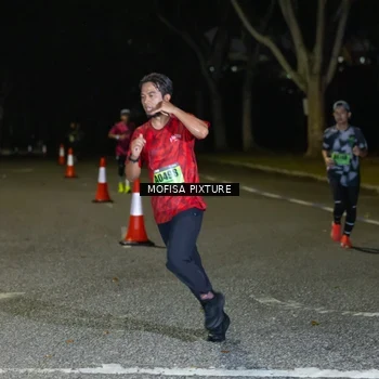 Runner Photo 5699350