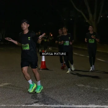 Runner Photo 5699387