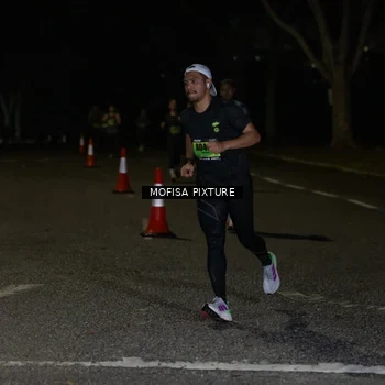 Runner Photo 5699410