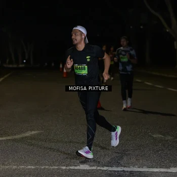 Runner Photo 5699413