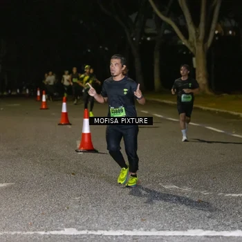 Runner Photo 5699551
