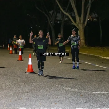 Runner Photo 5699614