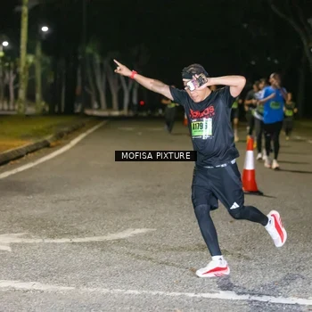 Runner Photo 5699656