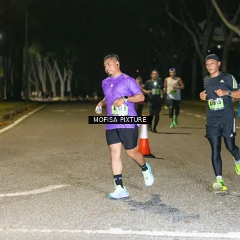 Runner Photo 5699724