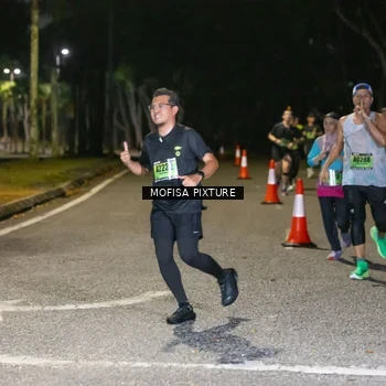 Runner Photo 5699737