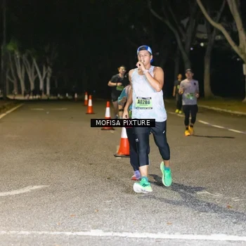 Runner Photo 5699738