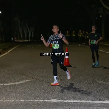 Runner Photo 5699825