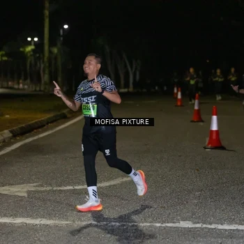 Runner Photo 5699831
