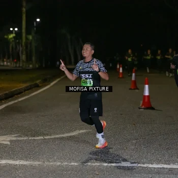 Runner Photo 5699833