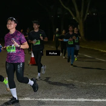 Runner Photo 5699883