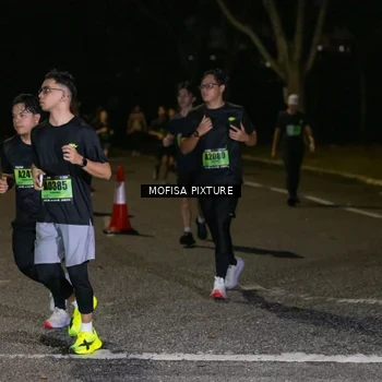 Runner Photo 5699899