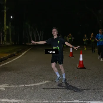 Runner Photo 5699980