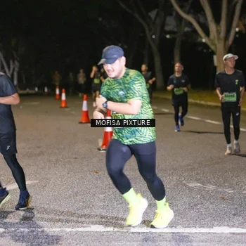 Runner Photo 5700001