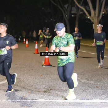 Runner Photo 5700002