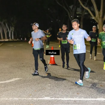 Runner Photo 5700008