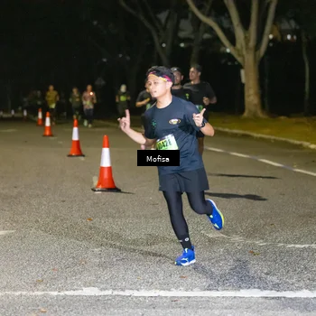 Runner Photo 5700010
